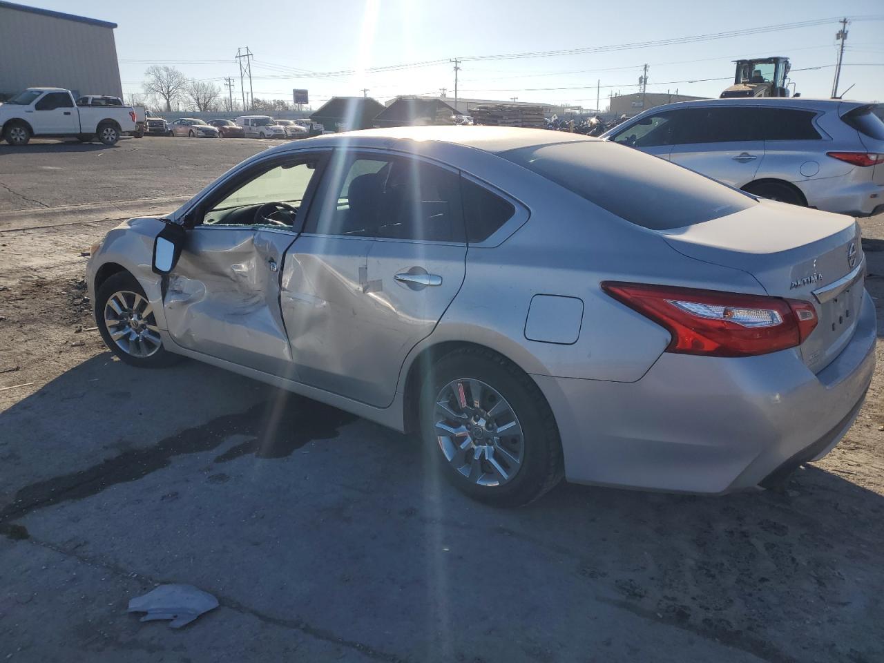 2016 NISSAN ALTIMA 2.5 - Фото 2