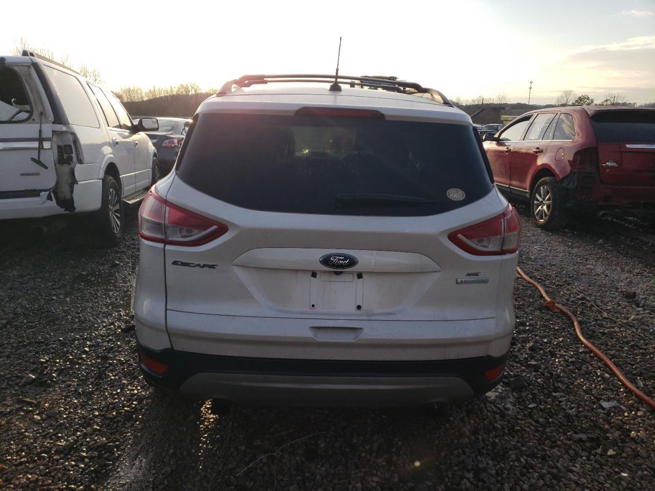 2014 FORD ESCAPE SE - Image 6