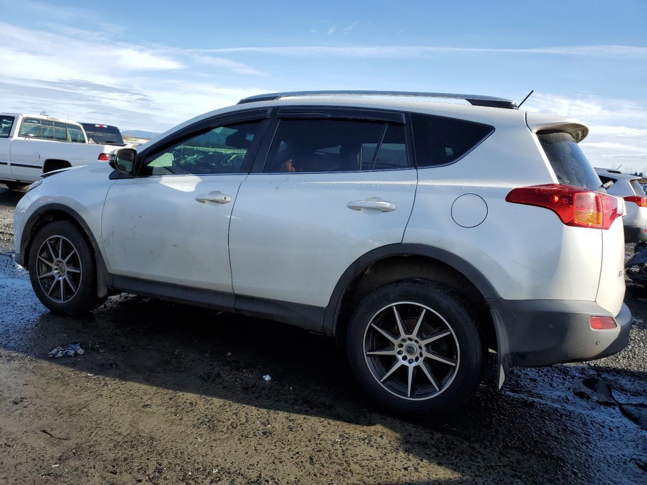 2015 TOYOTA RAV4 LIMIT - Image 2