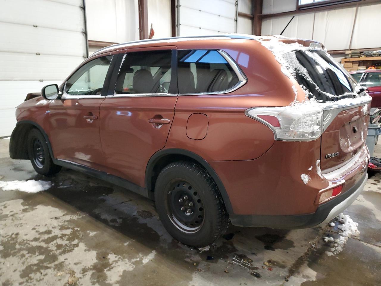 2015 MITSUBISHI OUTLANDER - Фото 2
