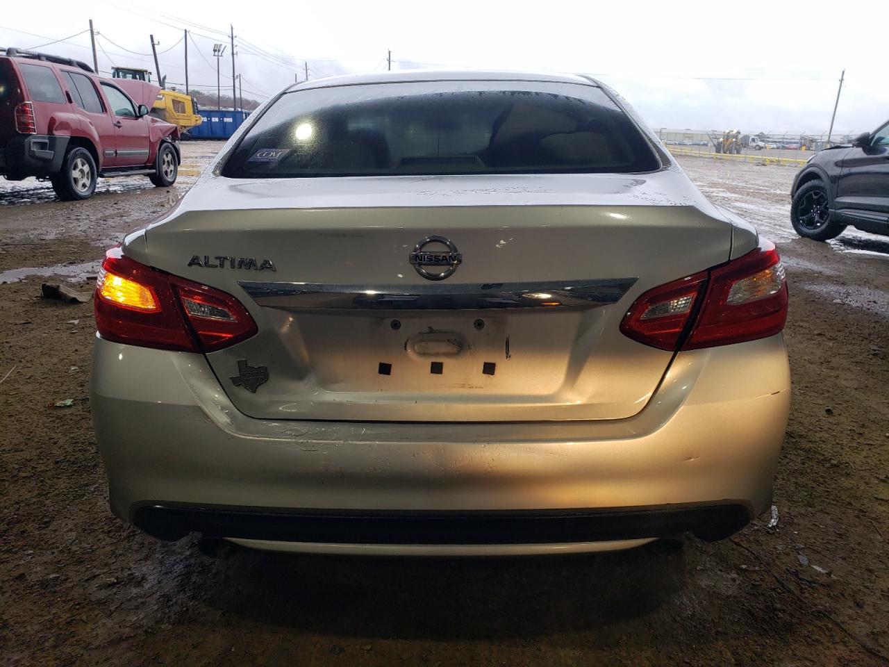 2017 NISSAN ALTIMA 2.5 - Фото 6