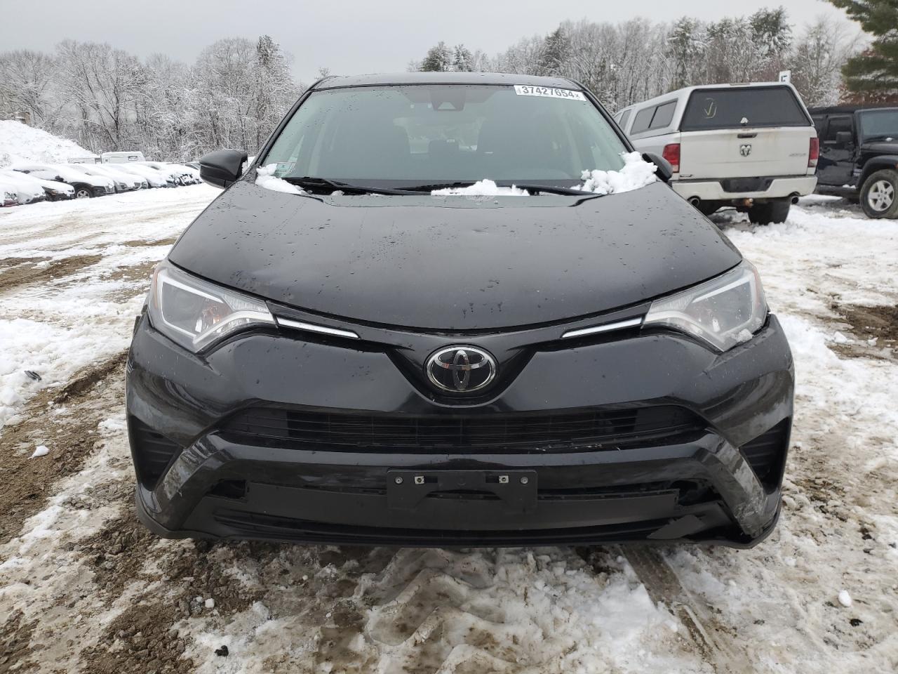 2018 TOYOTA RAV4 LE - Image 5