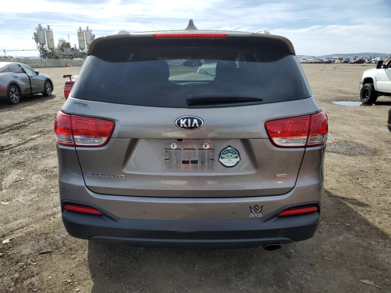 2017 KIA SORENTO LX - Фото 6