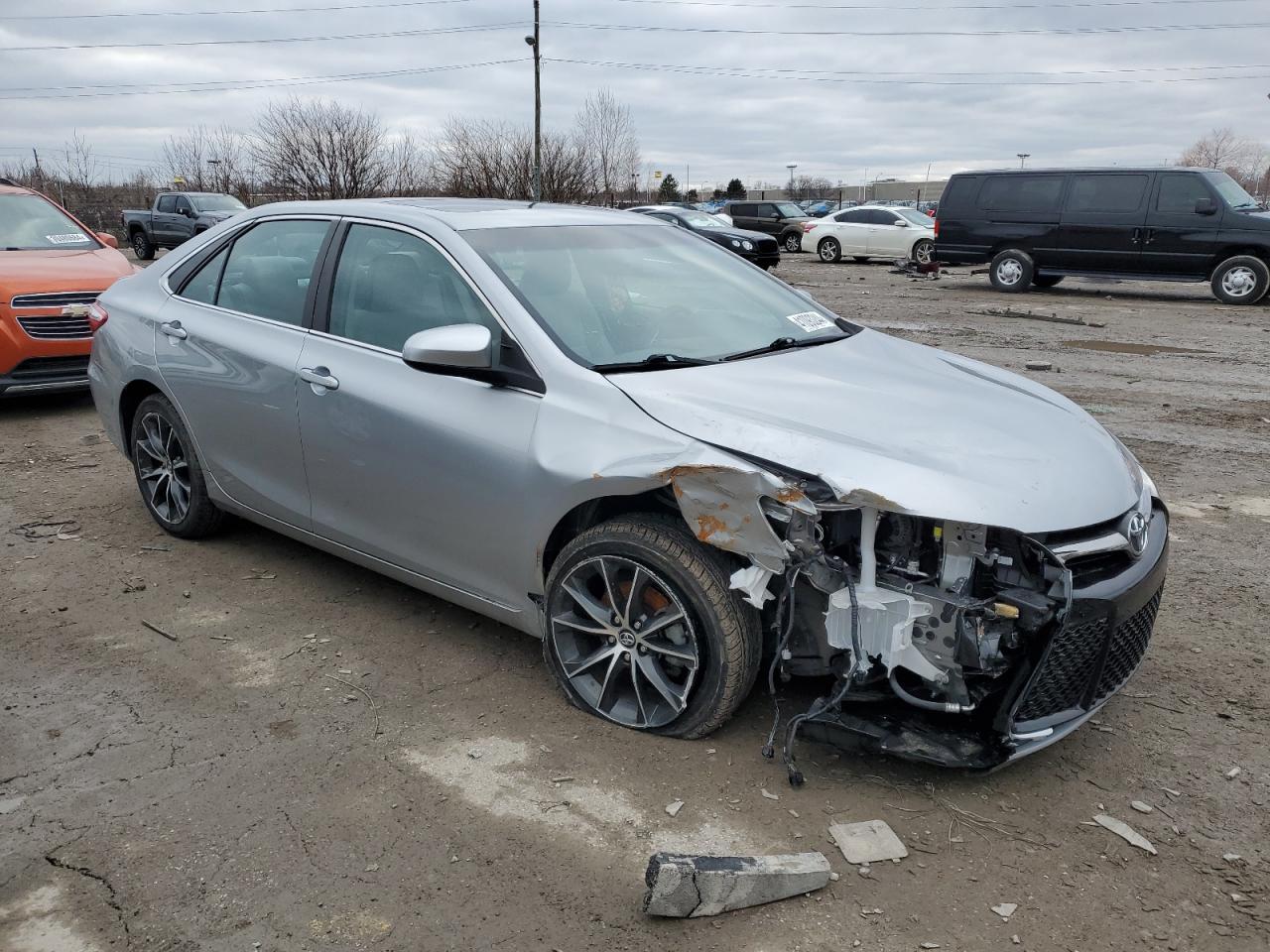 2017 TOYOTA CAMRY LE - Image 4
