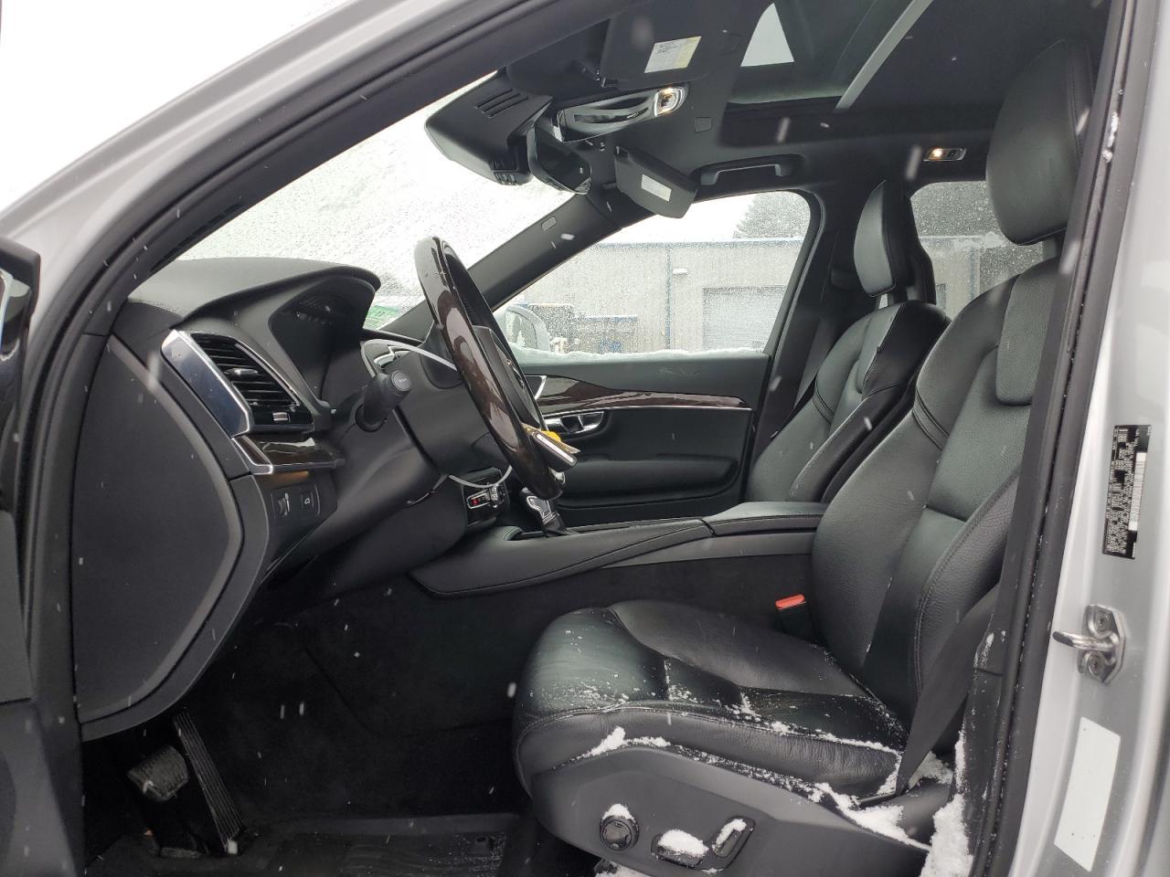 2016 VOLVO XC90 T6 - Фото 7
