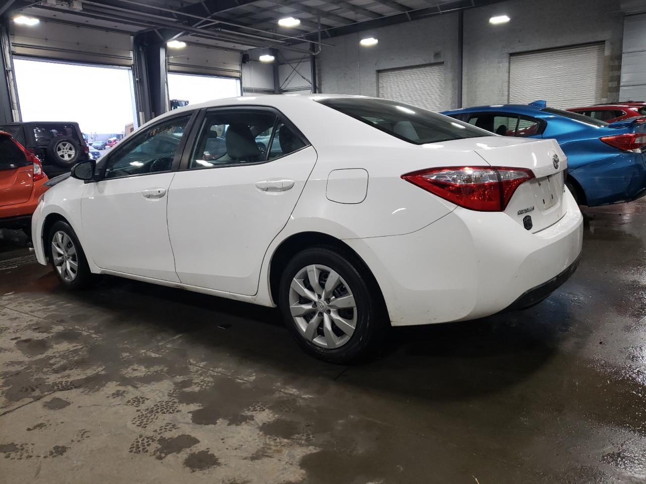 2015 TOYOTA COROLLA L - Фото 2