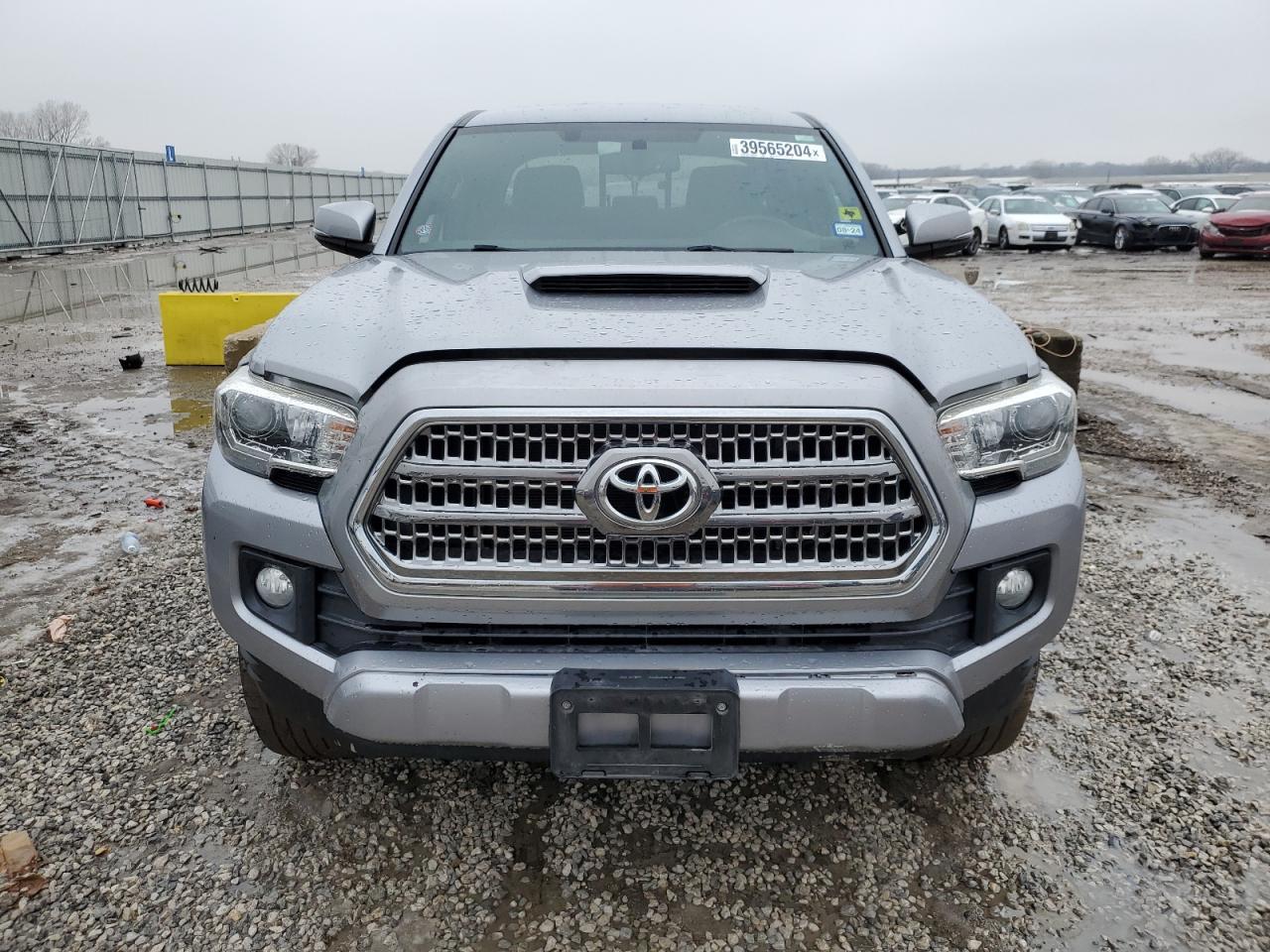 2016 TOYOTA TACOMA DOU - Image 5