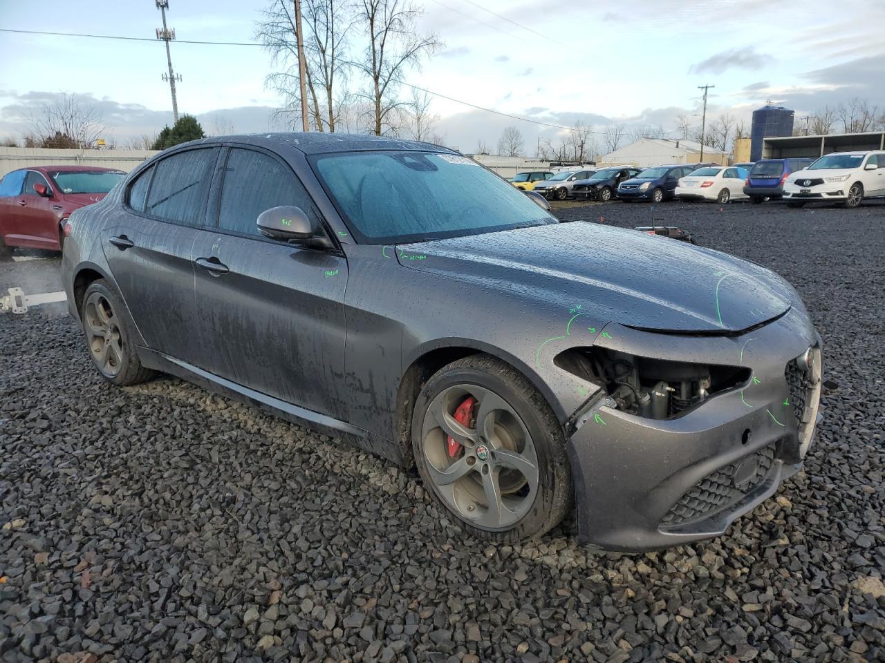 2017 ALFA ROMEO GIULIA TI - Image 4