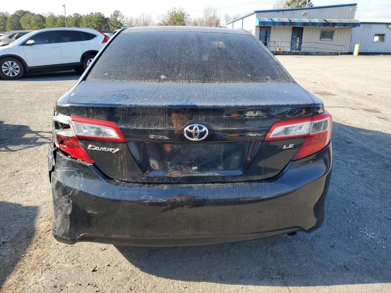 2013 TOYOTA CAMRY L - Фото 6