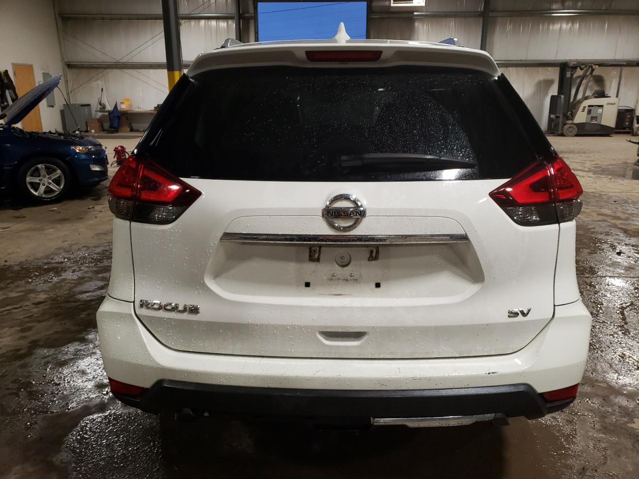 2017 NISSAN ROGUE S - Image 6