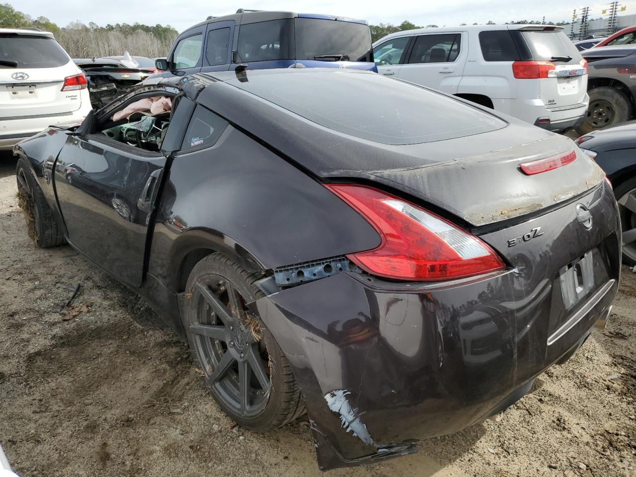 2010 NISSAN 370Z - Фото 2