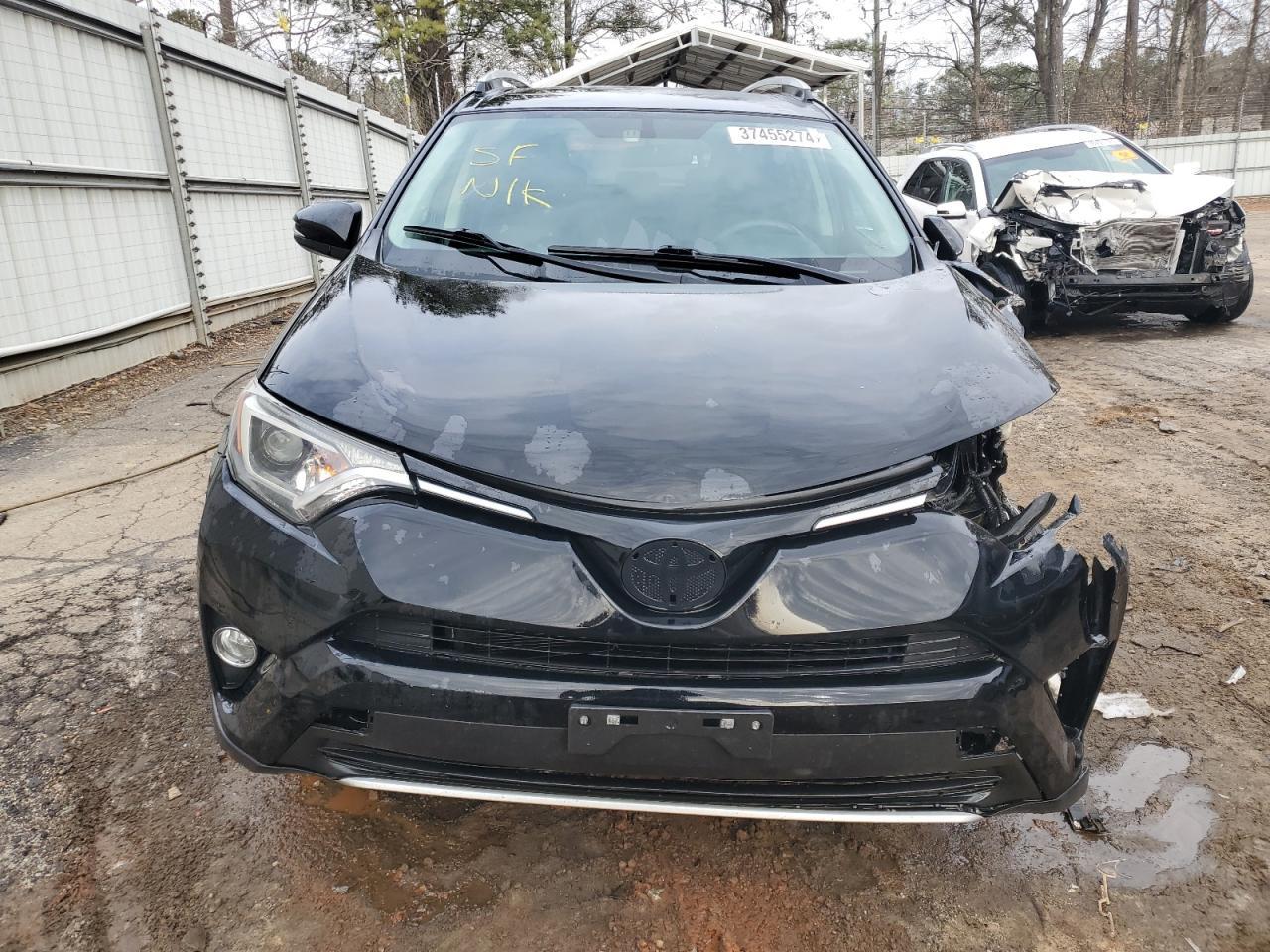 2016 TOYOTA RAV4 XLE - Image 5