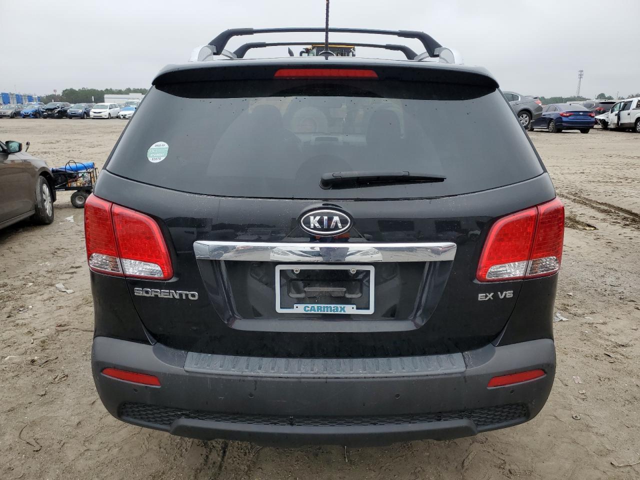 2012 KIA SORENTO EX - Image 6