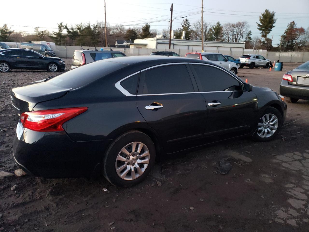 2017 NISSAN ALTIMA 2.5 - Фото 3