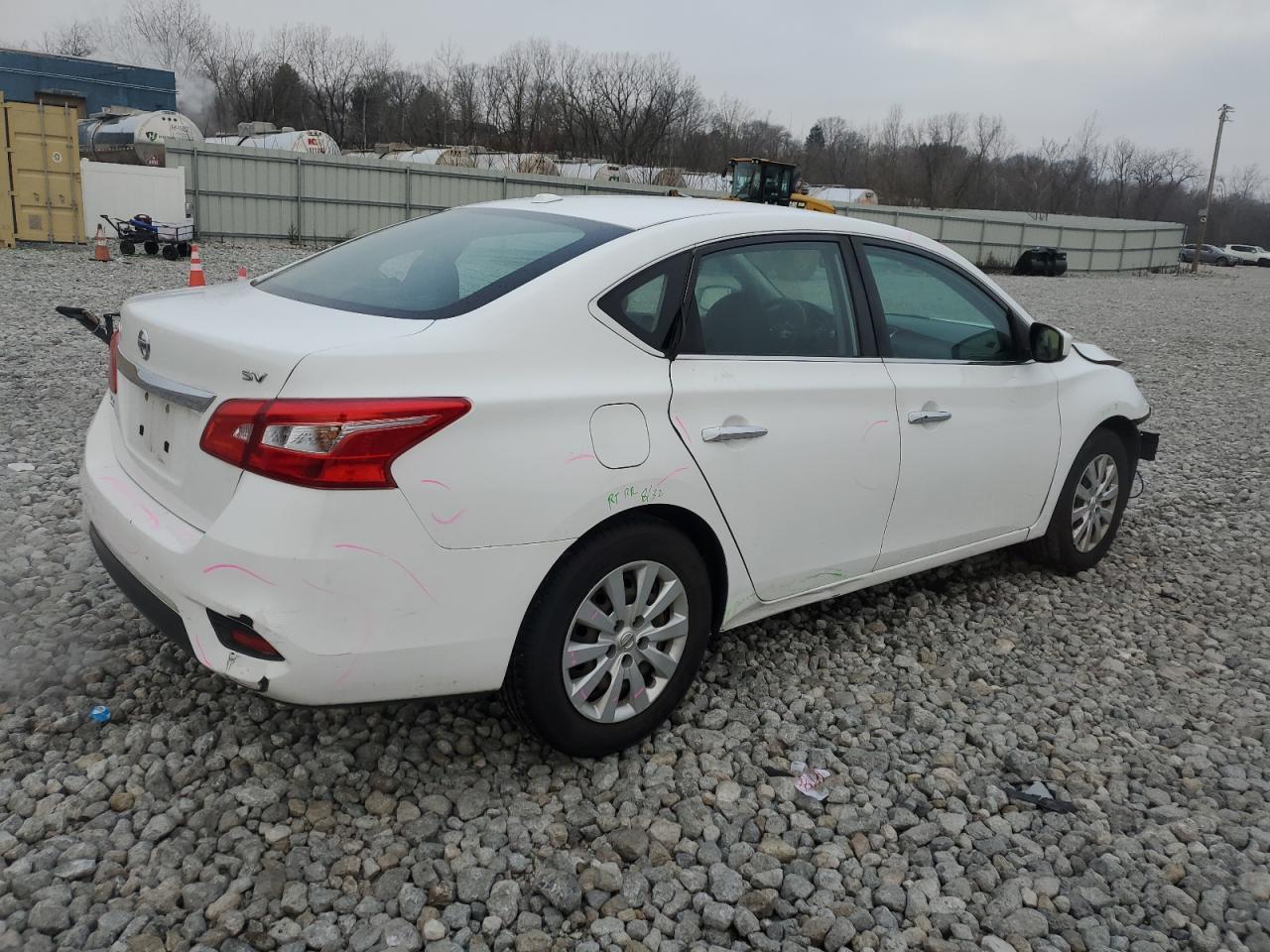 2017 NISSAN SENTRA S - Фото 3