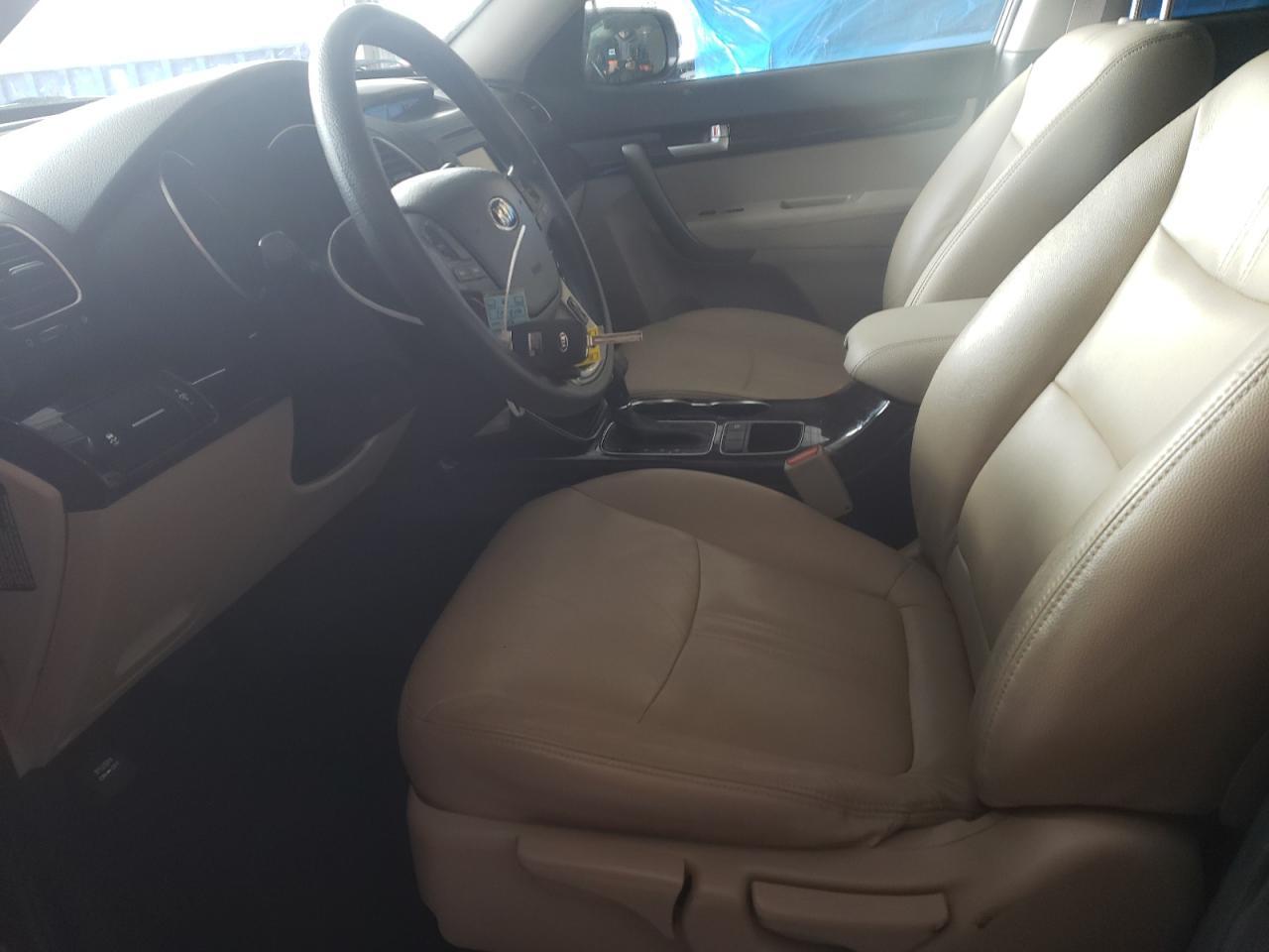 2015 KIA SORENTO LX - Image 7