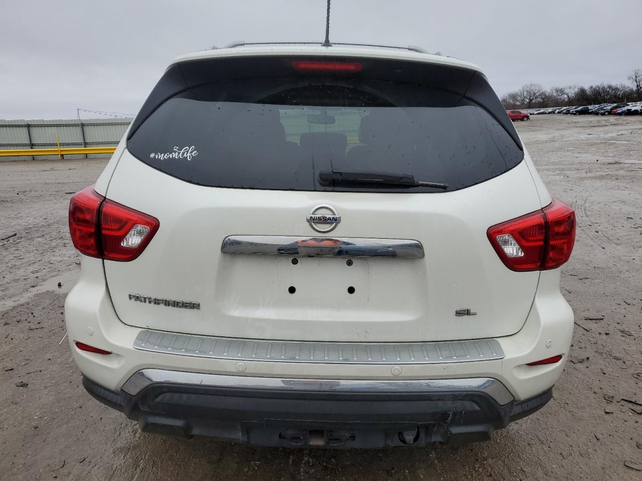 2017 NISSAN PATHFINDER - Фото 6