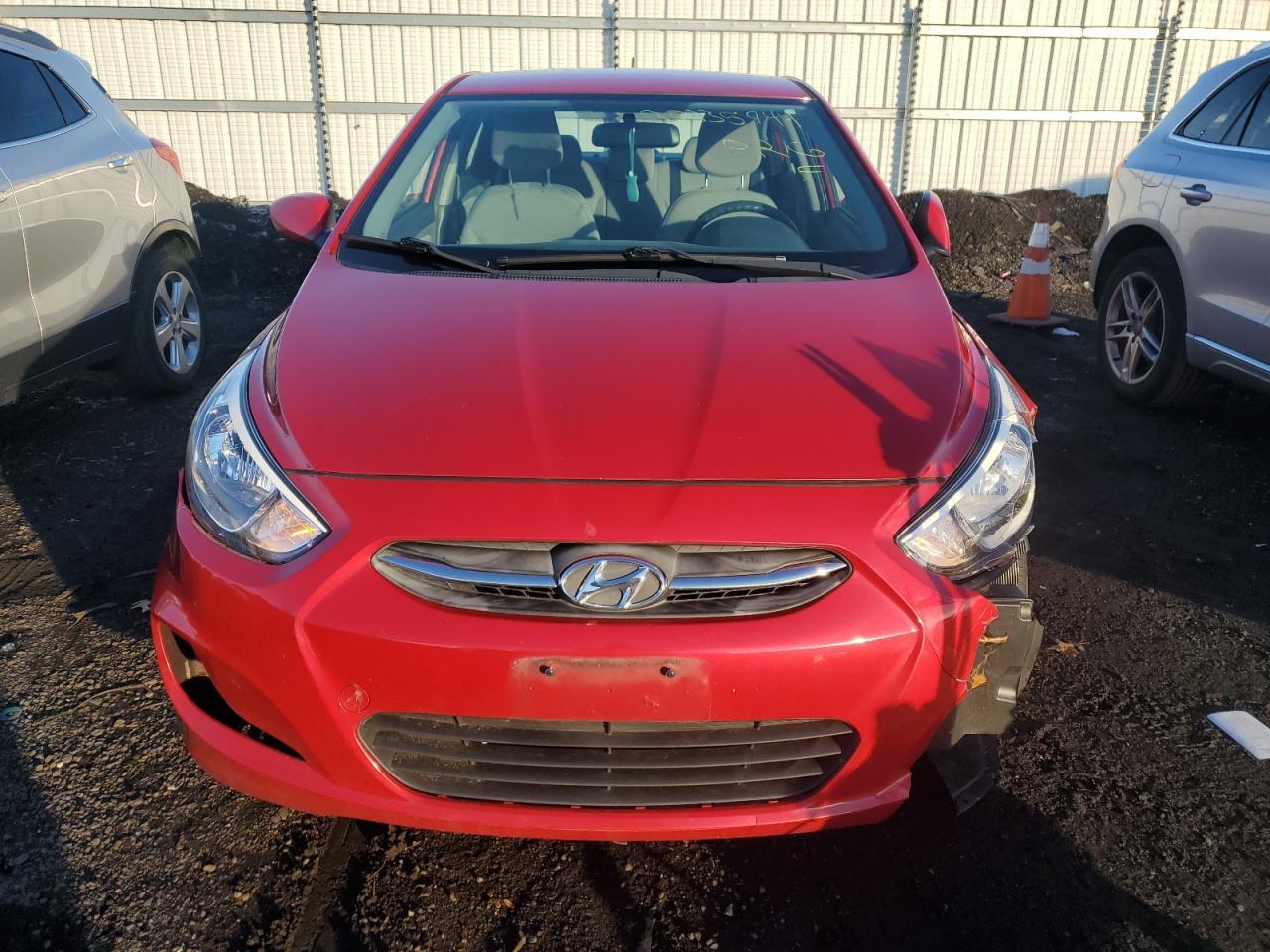 2017 HYUNDAI ACCENT SE - Image 5