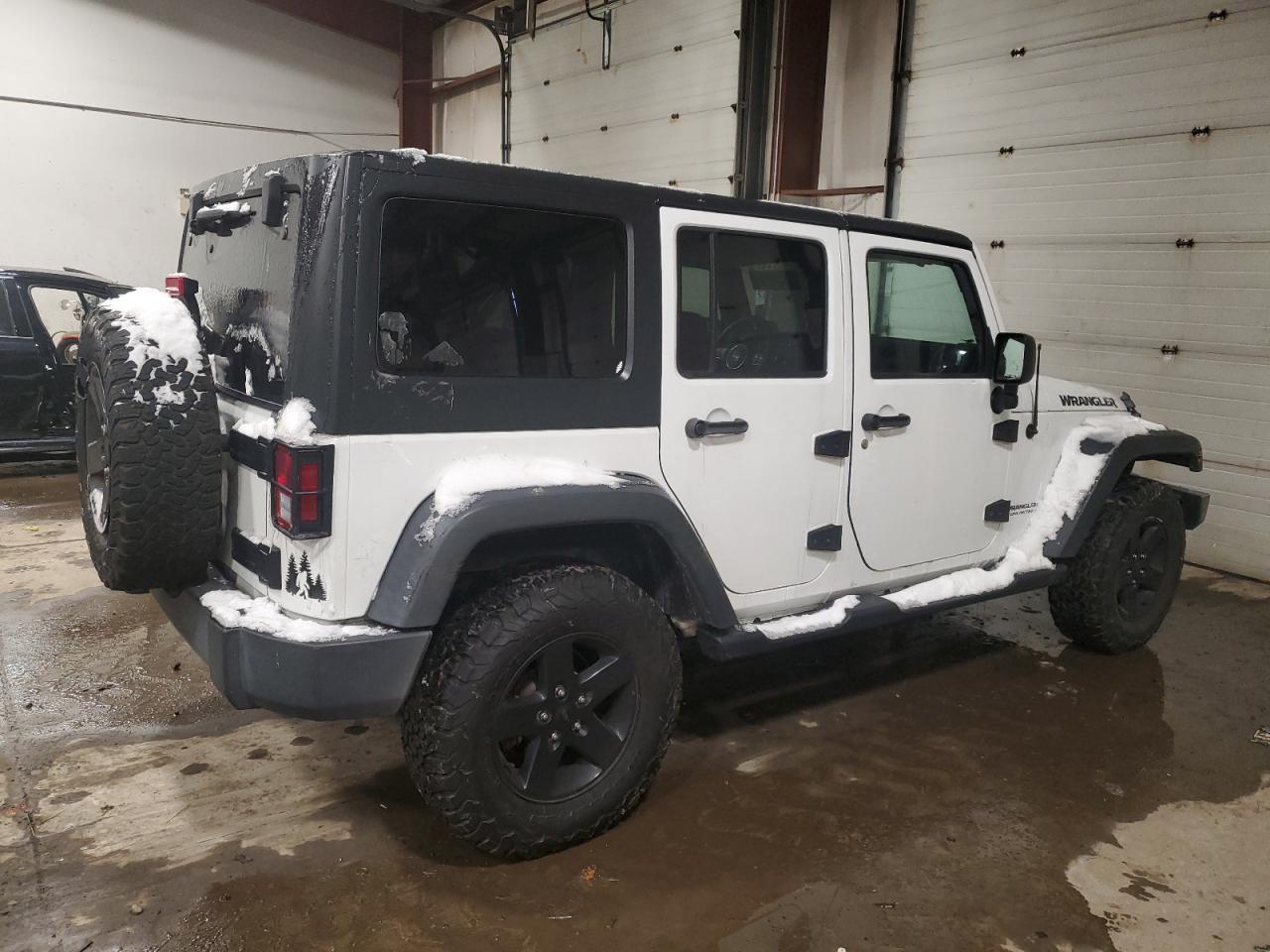 2017 JEEP WRANGLER U - Фото 3