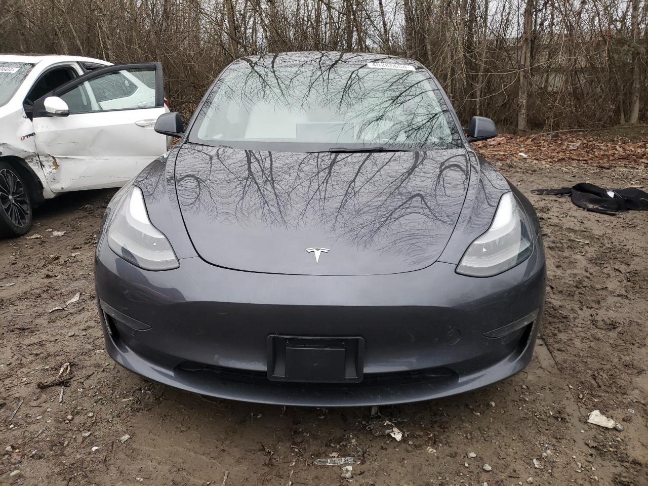 2022 TESLA MODEL 3 - Image 5