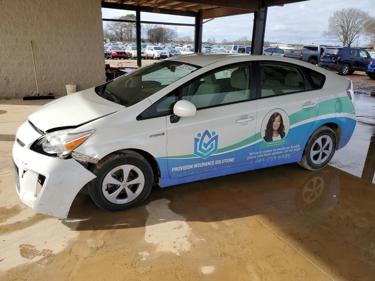2015 TOYOTA PRIUS