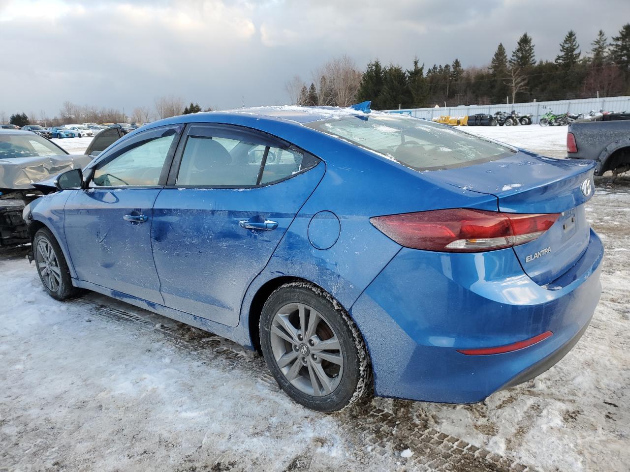 2018 HYUNDAI ELANTRA SE - Фото 2