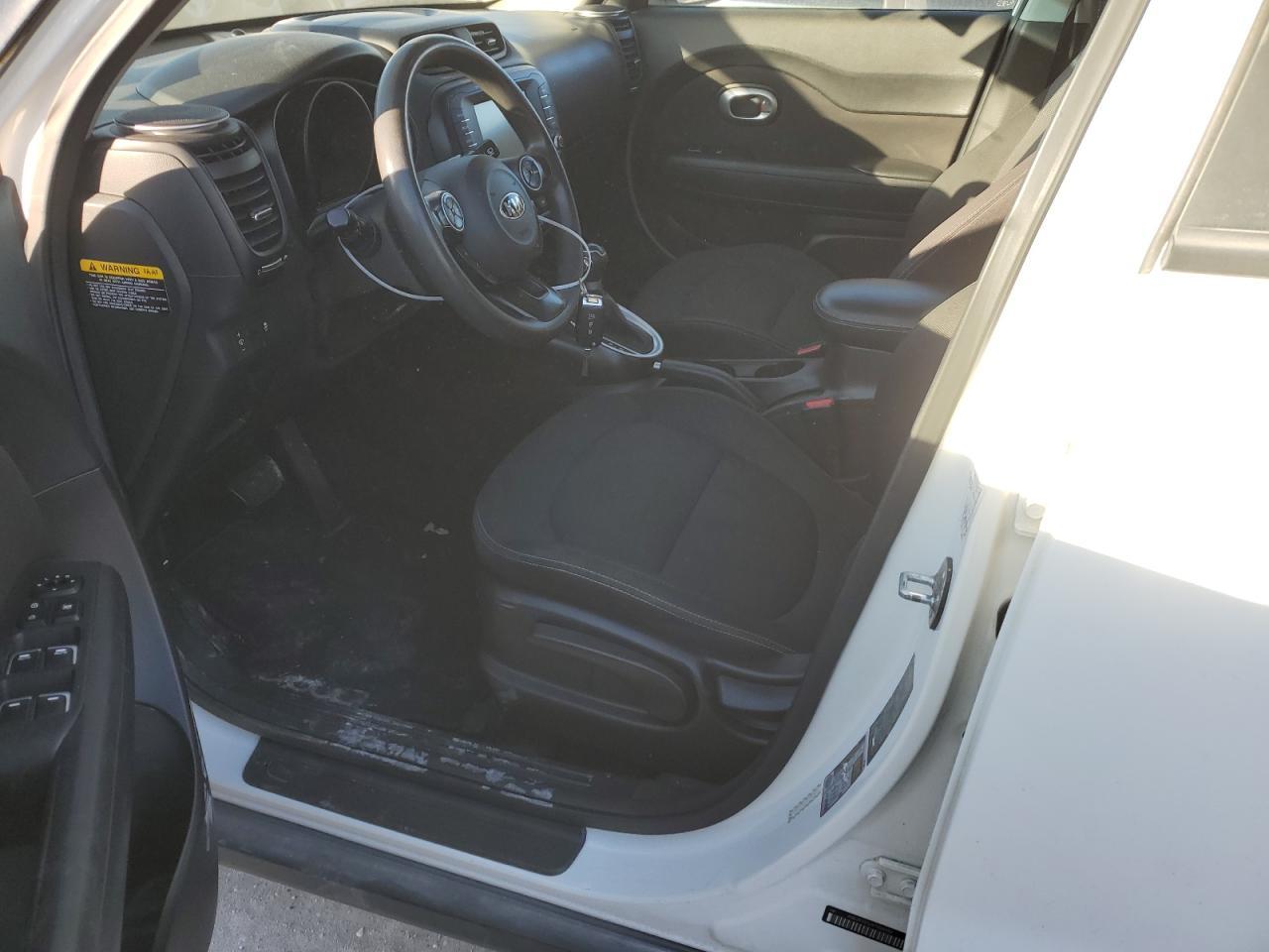 2019 KIA SOUL + - Image 7