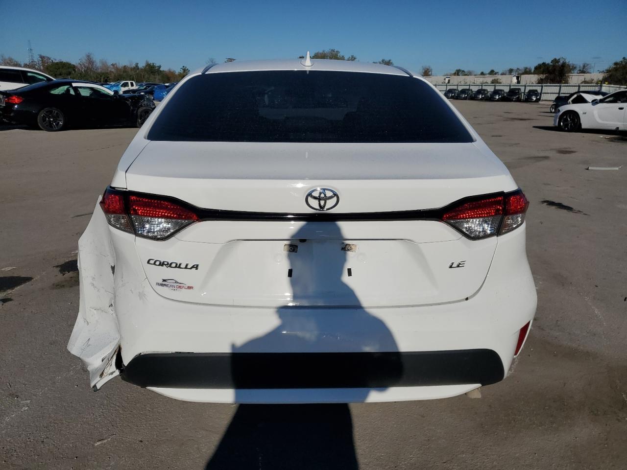 2021 TOYOTA COROLLA LE - Фото 6