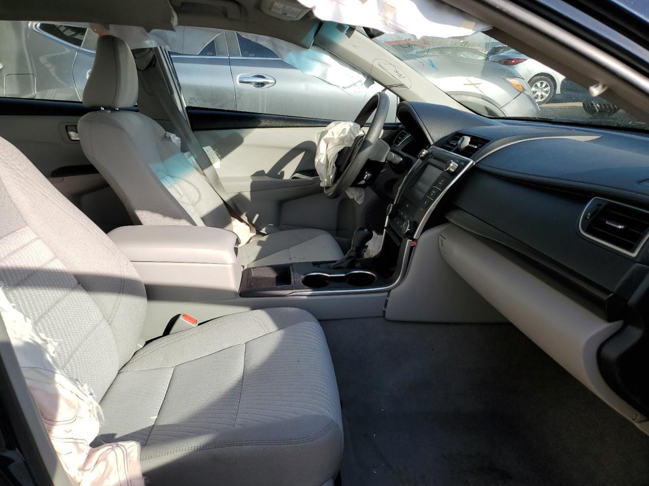 2017 TOYOTA CAMRY LE - Фото 7