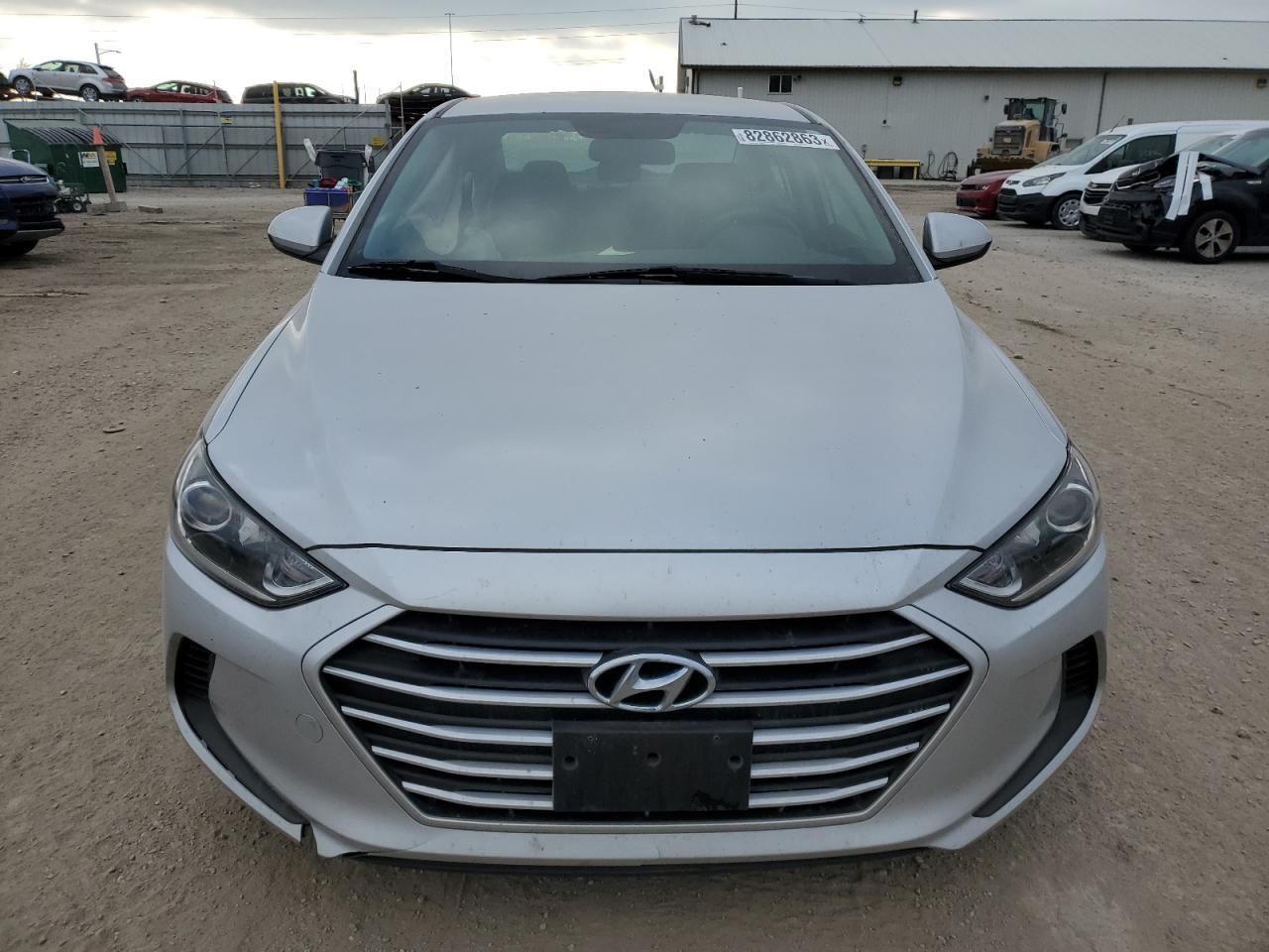 2018 HYUNDAI ELANTRA SE - Image 5