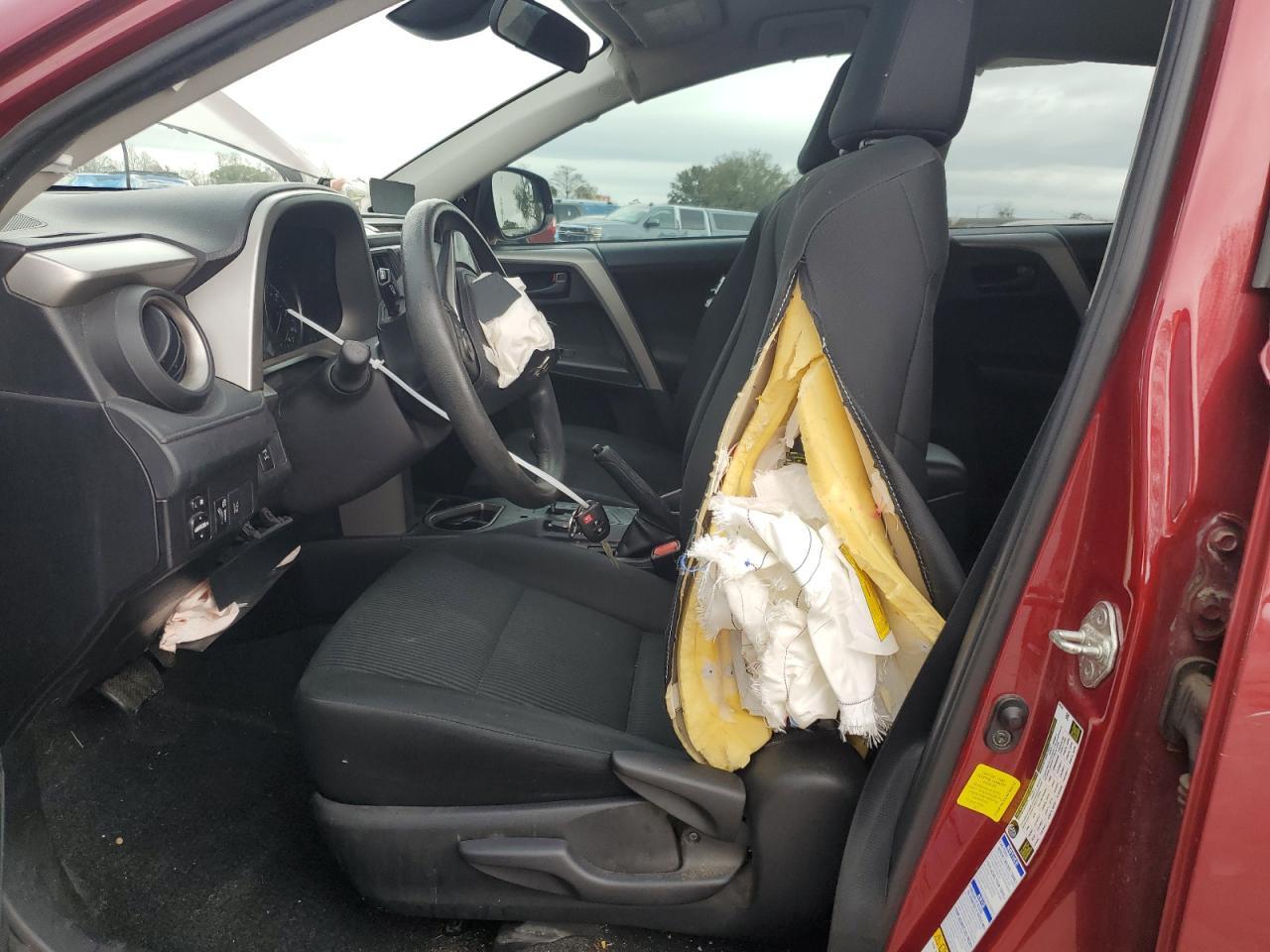 2018 TOYOTA RAV4 LE - Image 7