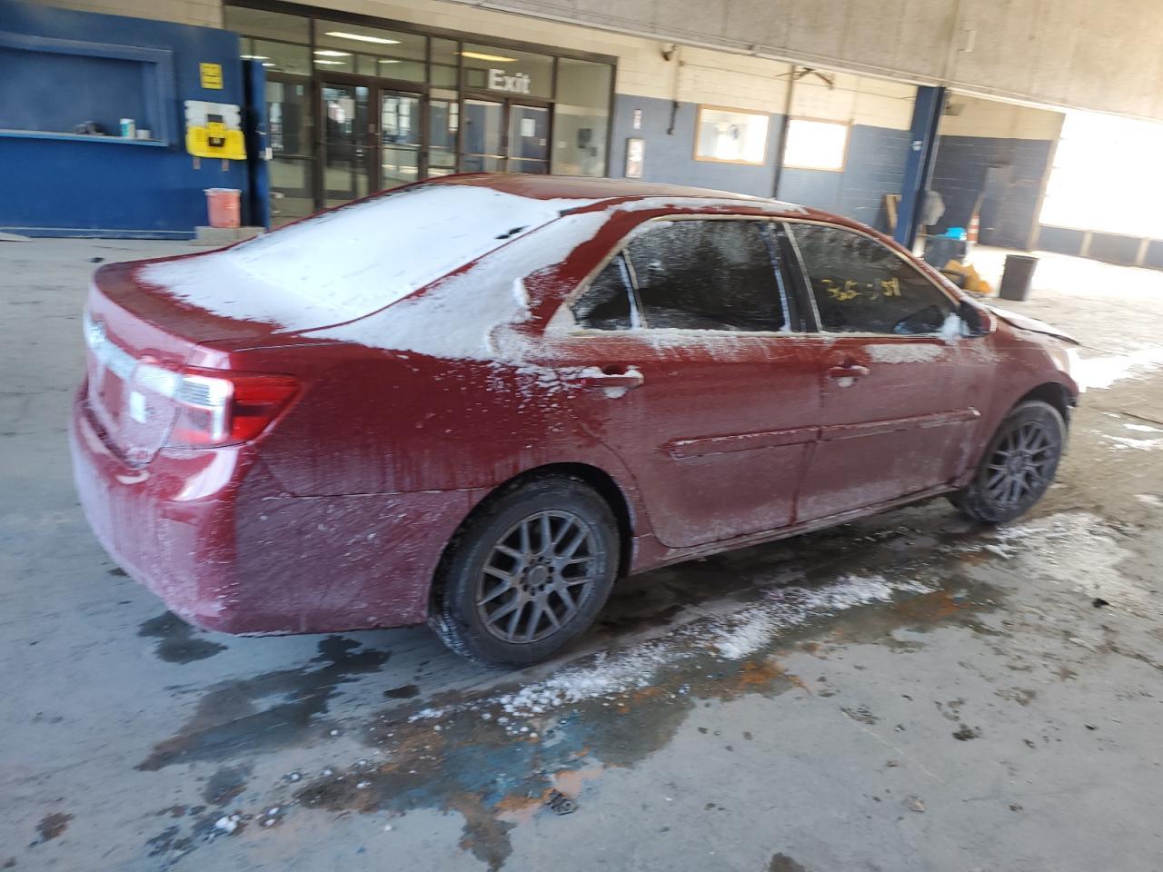 2013 TOYOTA CAMRY L - Image 3
