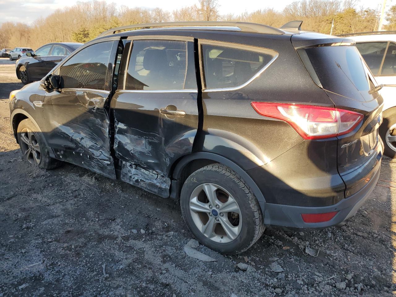 2014 FORD ESCAPE SE - Image 2