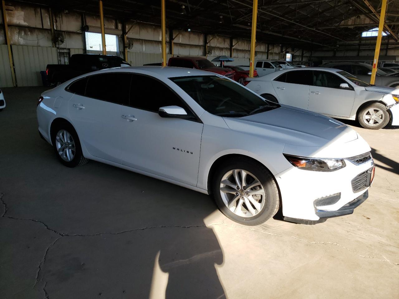 2017 CHEVROLET MALIBU LT - Фото 4