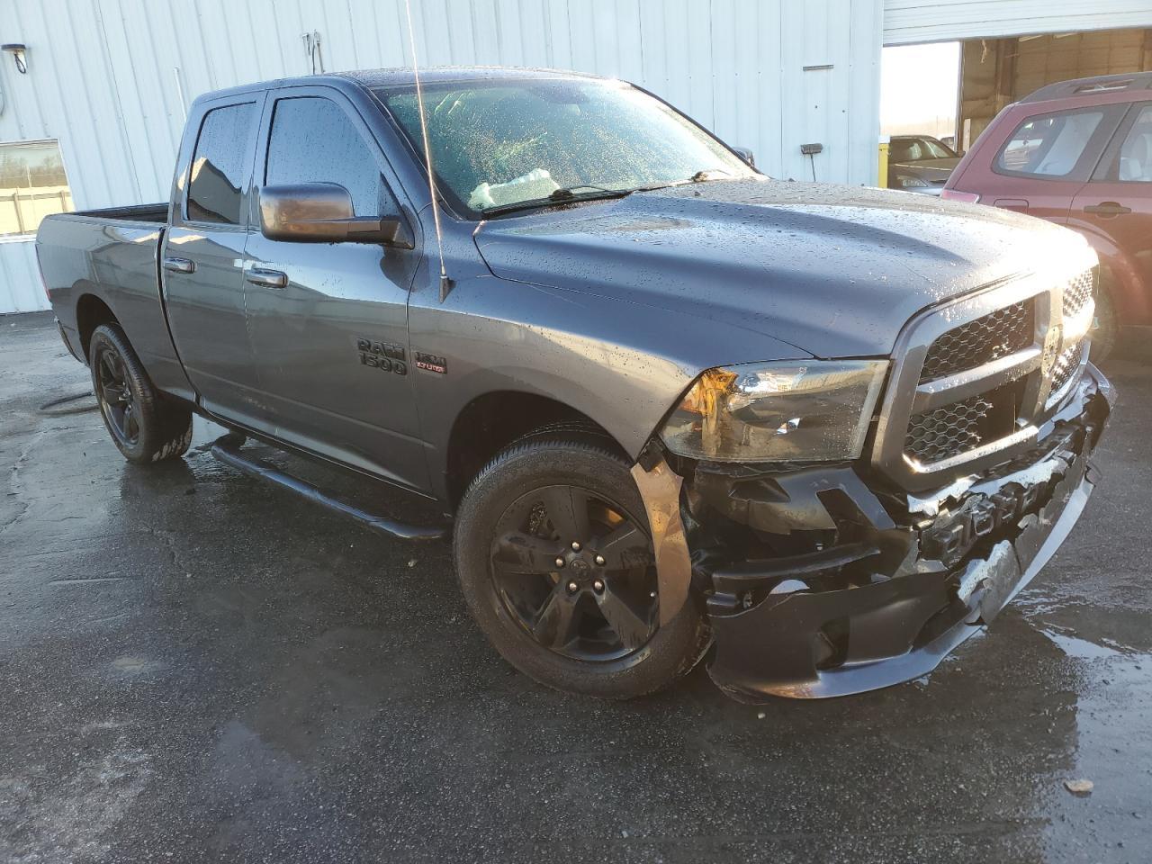 2018 RAM 1500 ST - Image 4