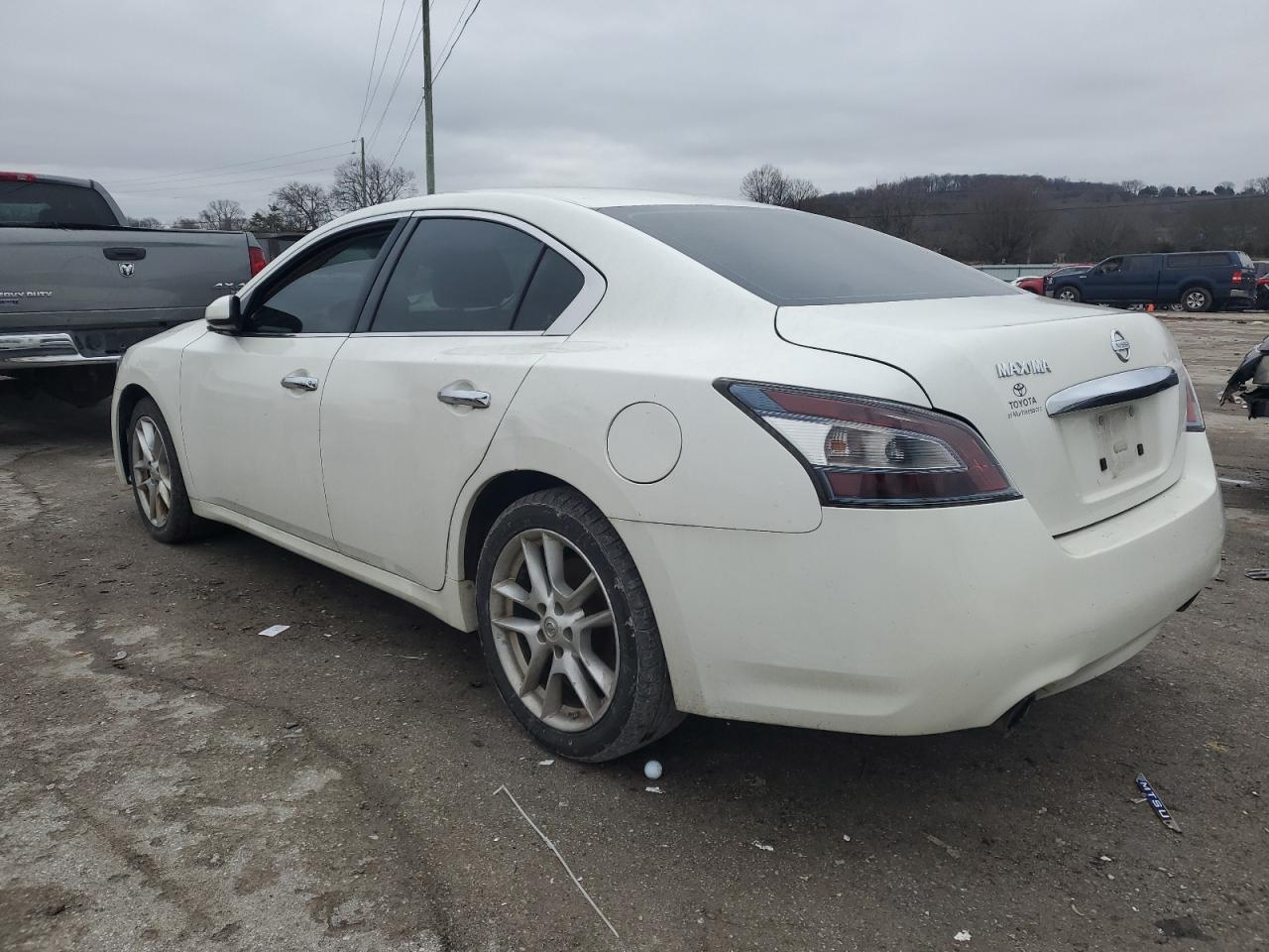 2013 NISSAN MAXIMA S - Фото 2
