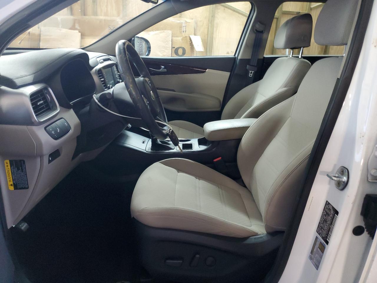 2017 KIA SORENTO LX - Фото 7