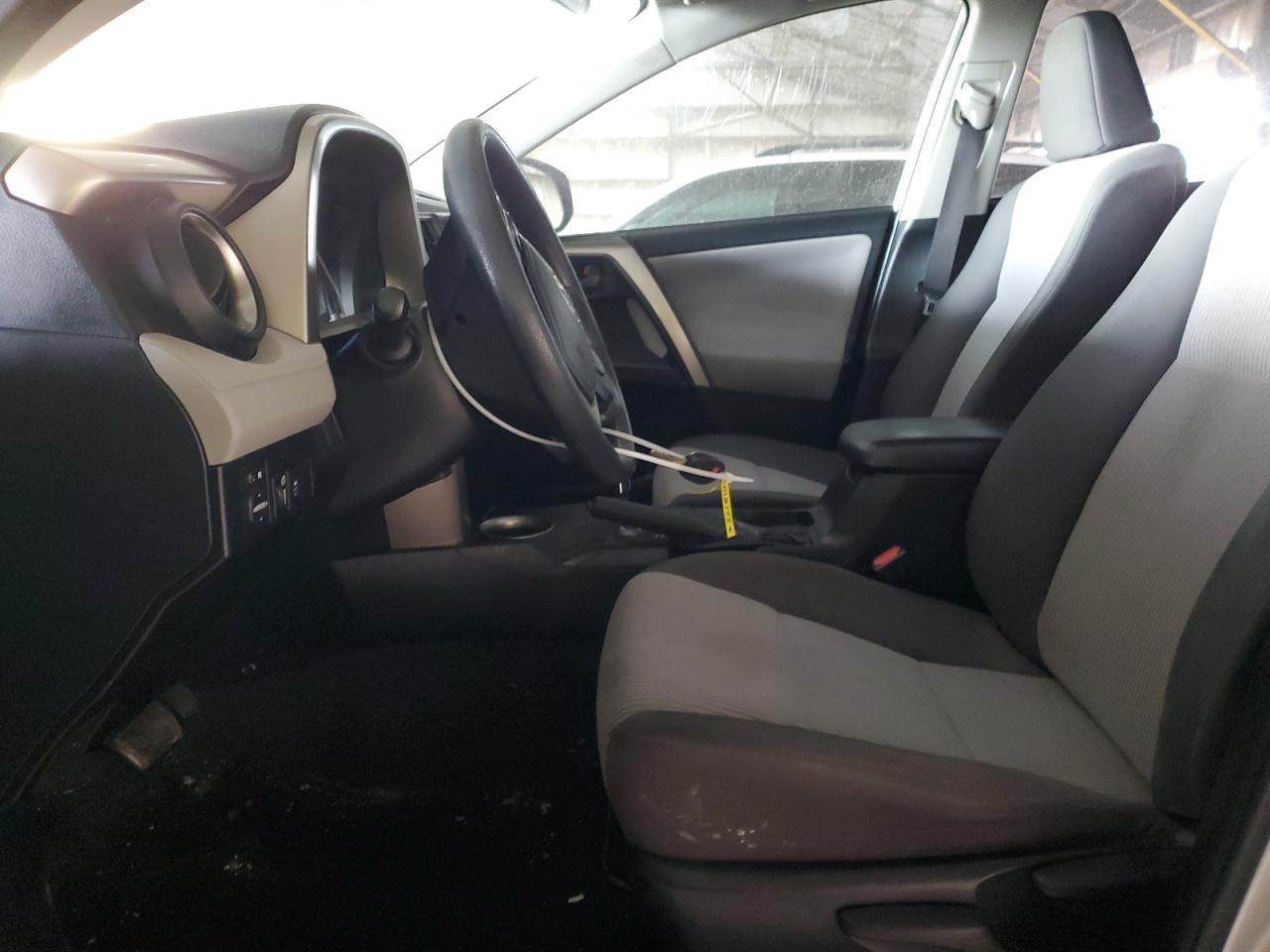 2014 TOYOTA RAV4 LE - Image 7