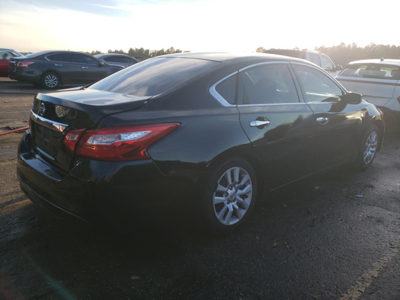 2017 NISSAN ALTIMA 2.5 - Image 3