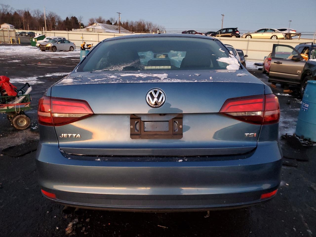 2017 VOLKSWAGEN JETTA S - Image 6