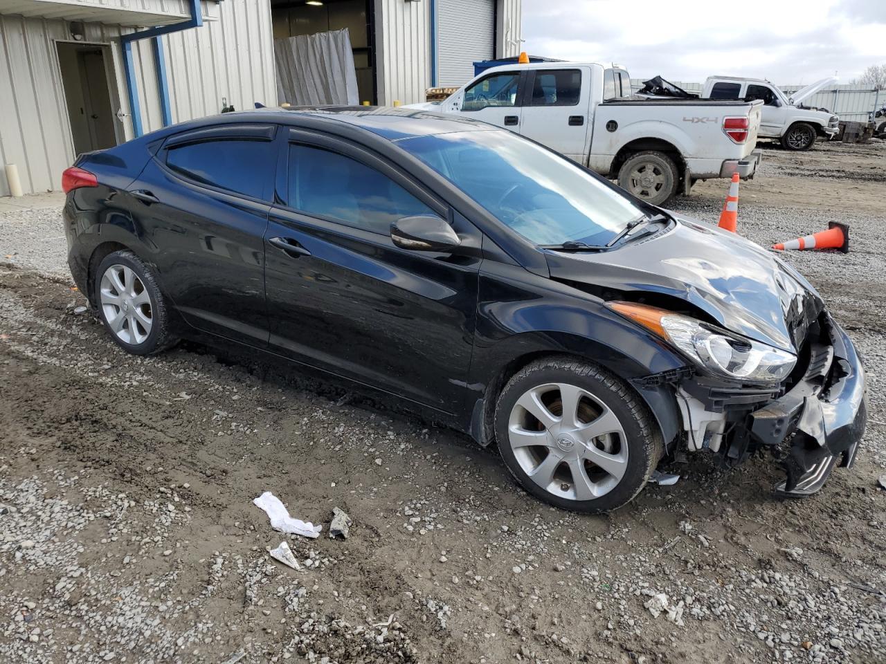 2013 HYUNDAI ELANTRA GL - Image 4