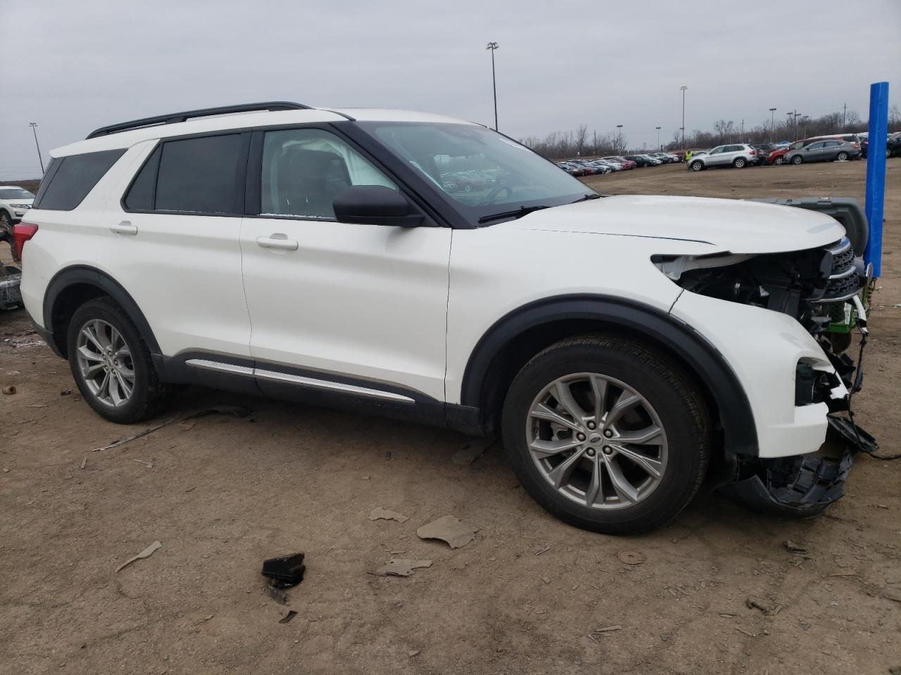 2022 FORD EXPLORER X - Image 4