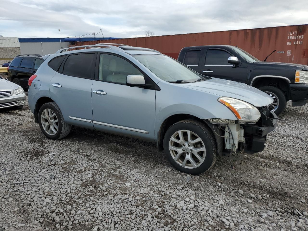 2013 NISSAN ROGUE S - Image 4
