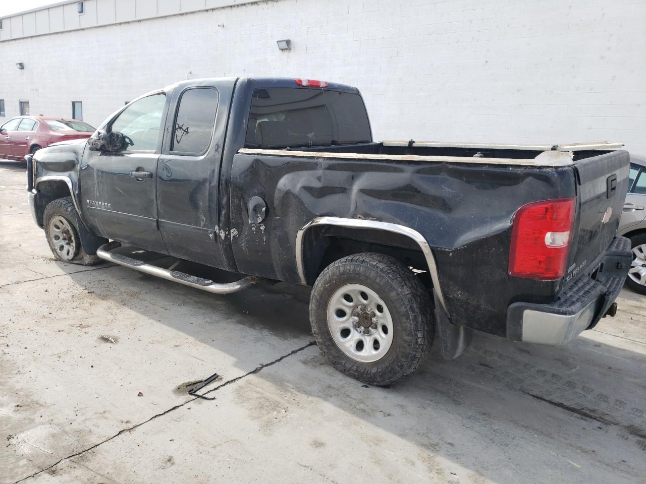 2012 CHEVROLET SILVERADO - Image 2