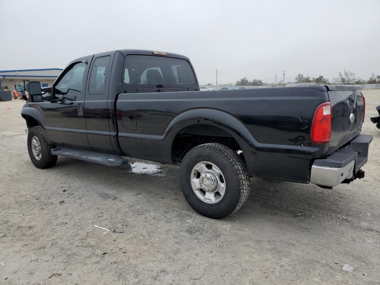 2012 FORD F250 SUPER - Image 2