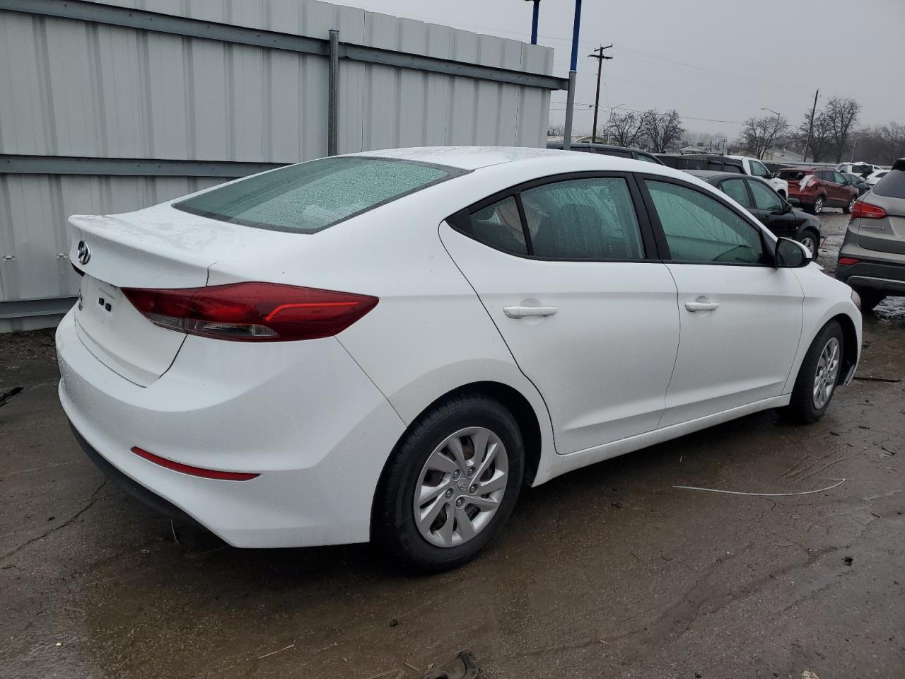 2018 HYUNDAI ELANTRA SE - Фото 3