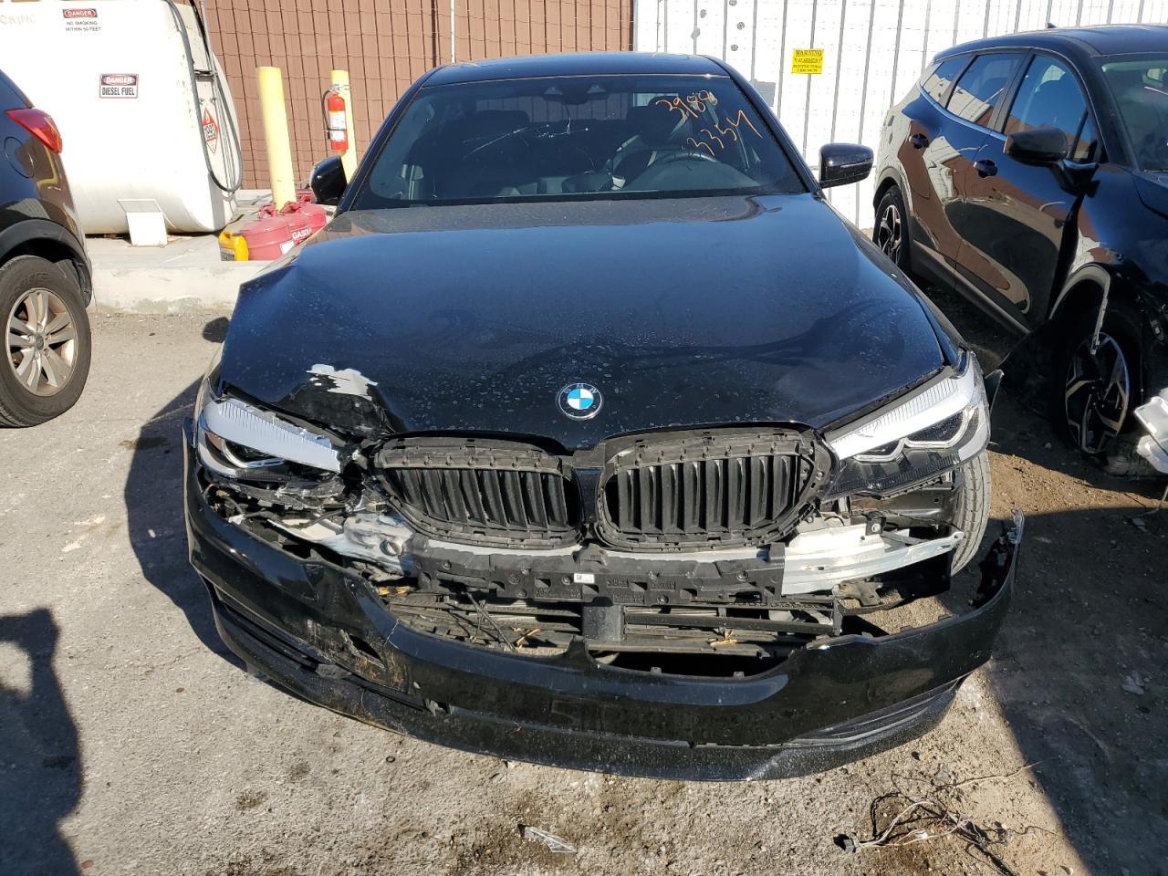 2018 BMW 530 I - Фото 5