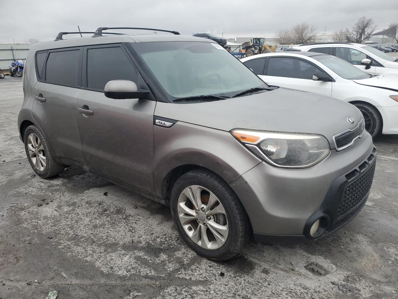2016 KIA SOUL + - Image 4