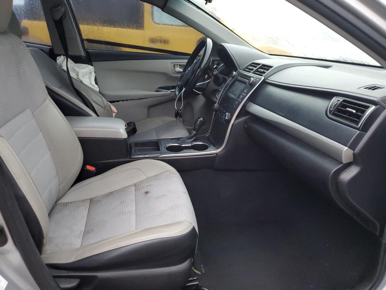 2016 TOYOTA CAMRY LE - Image 7
