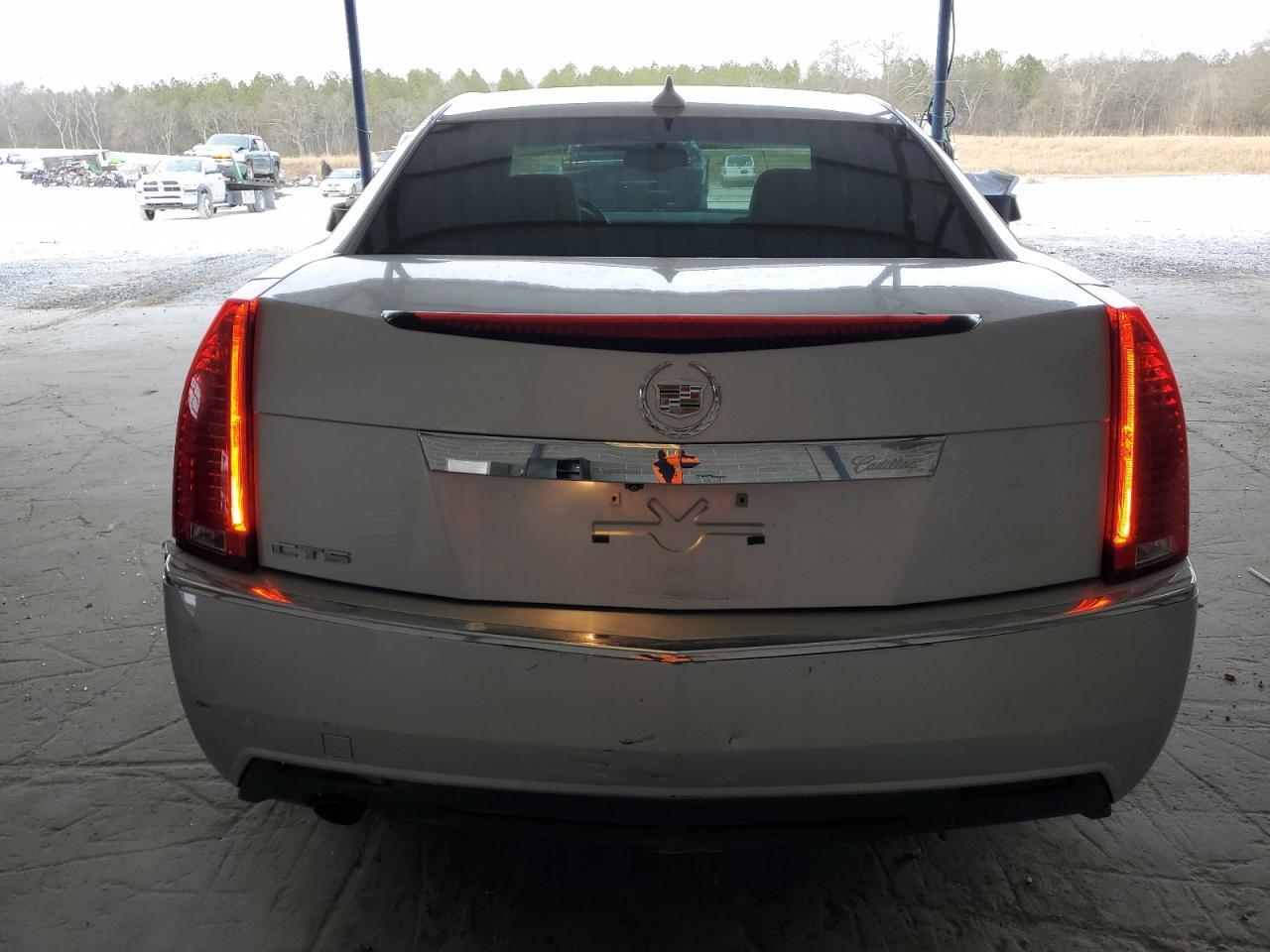 2011 CADILLAC CTS LUXURY - Image 6